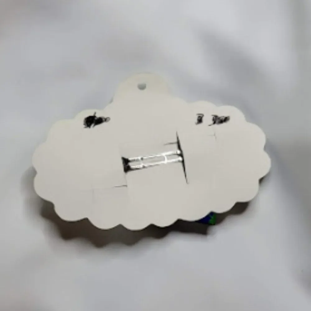 Girls Handmade Blue/White Flower Hair Clip- Brand New